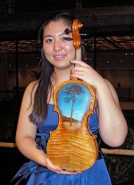Mitsui was the 119th violinist to perform on this instrument